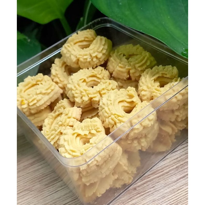 

KUE KERING SEMPRIT LARUT