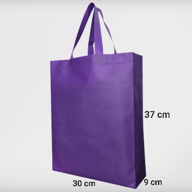 

Goodie bag / tas spunbond / tas souvernir polos box uk (37×30×9)