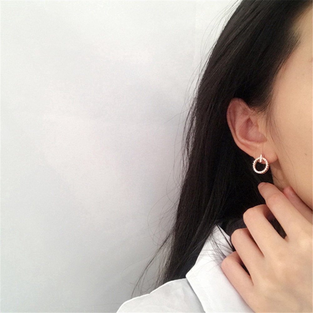 1 Pasang Simple Korean Shiny Rhinestone Circle Drop Exquisite Mini Anting Studs Girl Gift-2