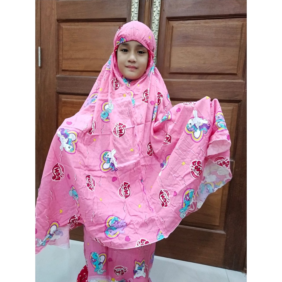 MUKENA ANAK KARAKTER ALESYA BAHAN RAYON PRINTA DEMM