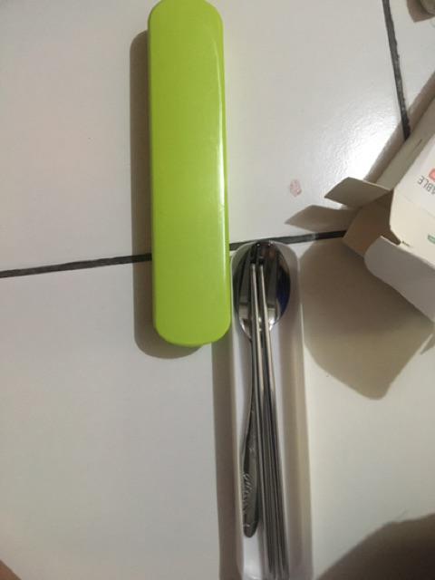 Sendok Paket Stainless Isi Garpu Sendok Sumpit Anti Karat Bahan Stainless  Free Kotak