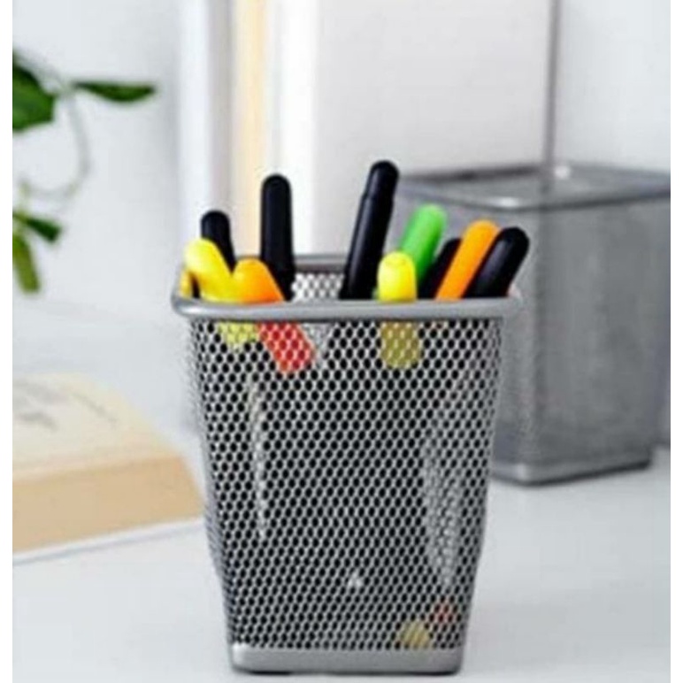 

TEMPAT PEN