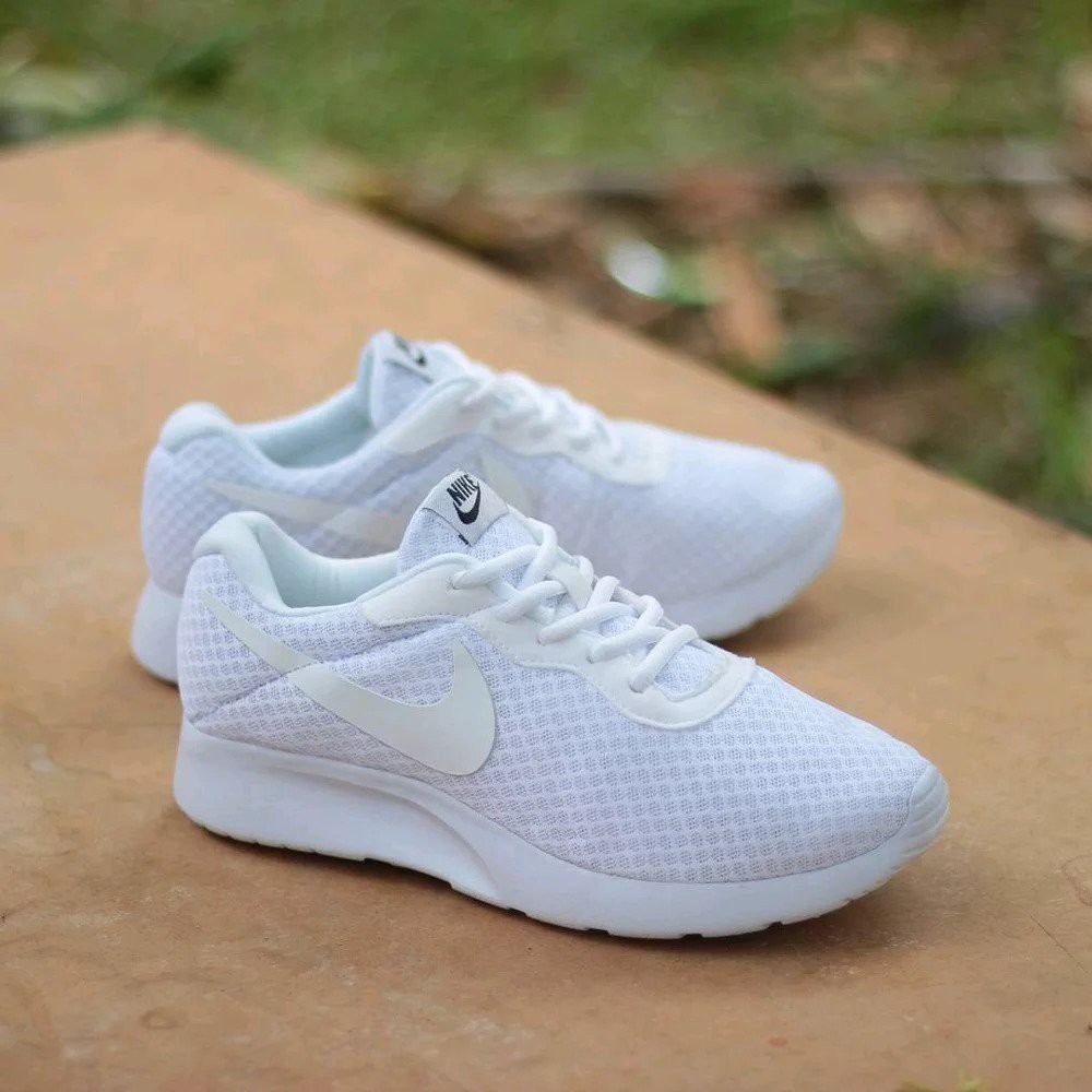 nike tanjun full white