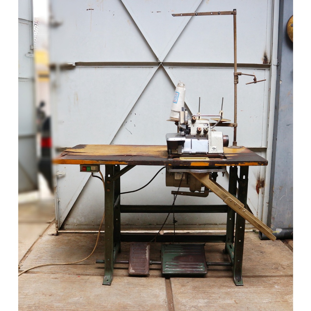 Mesin Obras 3 Benang Merk Brother