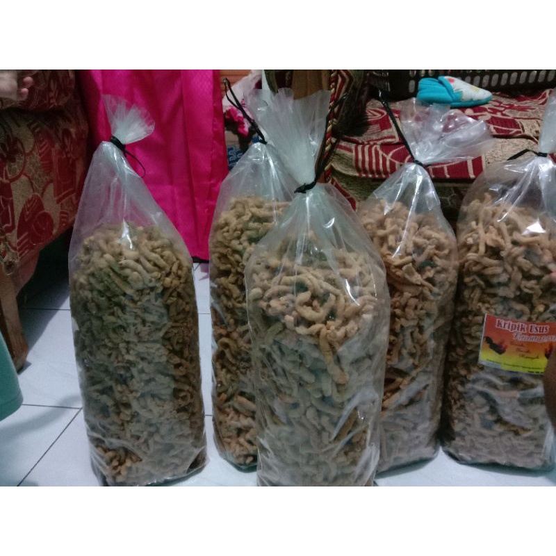 

kripik usus renyah,gurih & nikmat