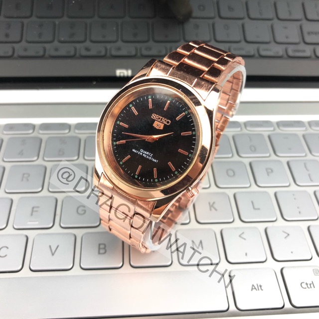 ［Ready Stock］Jam tangan wanita jam tangan pria gaya klasik couple rantai  grosir murah S1090