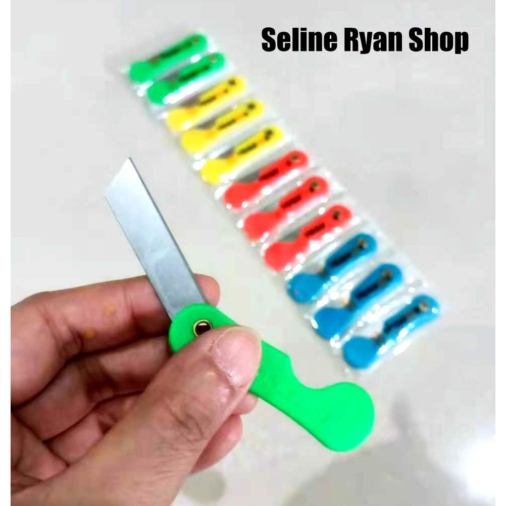 

Pisau Lipat Kecil / Silet Jadul Warna Warni