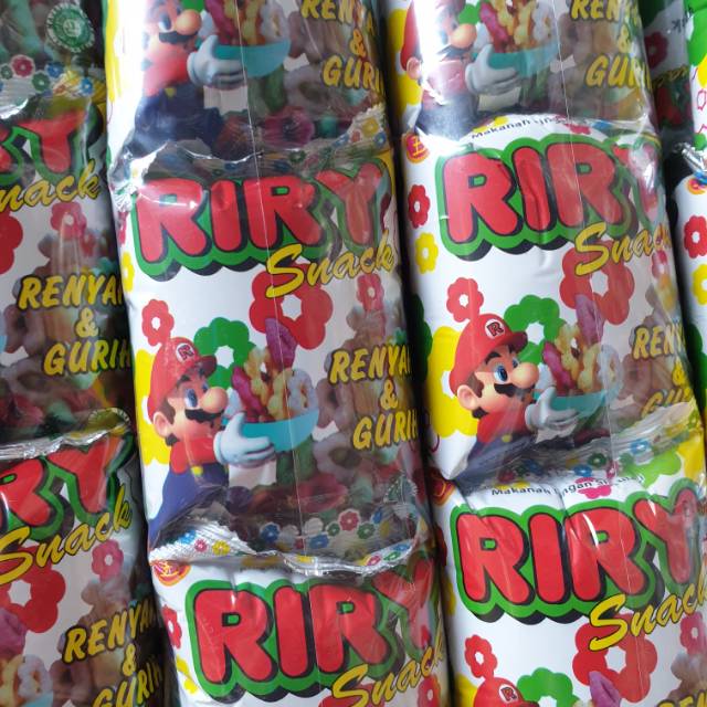 

Riry Snack 1renteng isi 10 @12gr