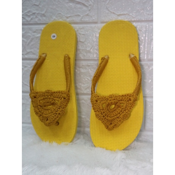 sandal rajut bali