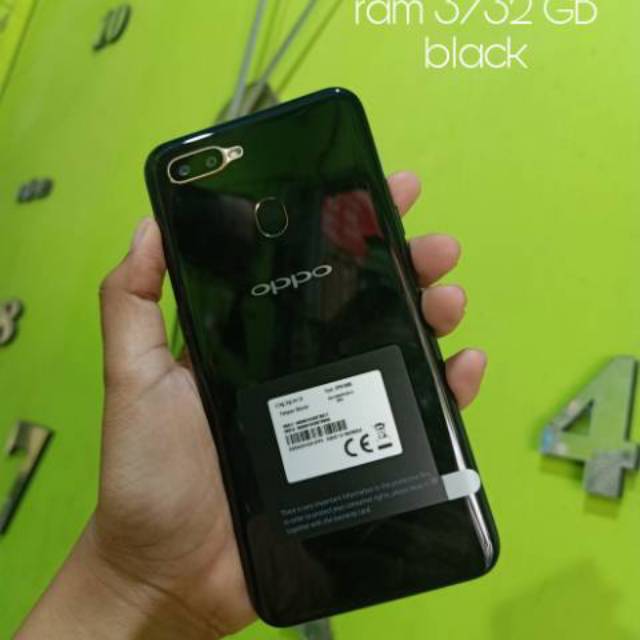 Oppo A5S ram 3/32 GB.batrai 4250mAh + sidik jari wajah dan jari , harga murah kualitah wah