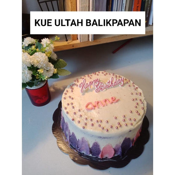 

Kue Ultah Balikpapan Simply Korean Cake Red Velvet Cake Balikpapan