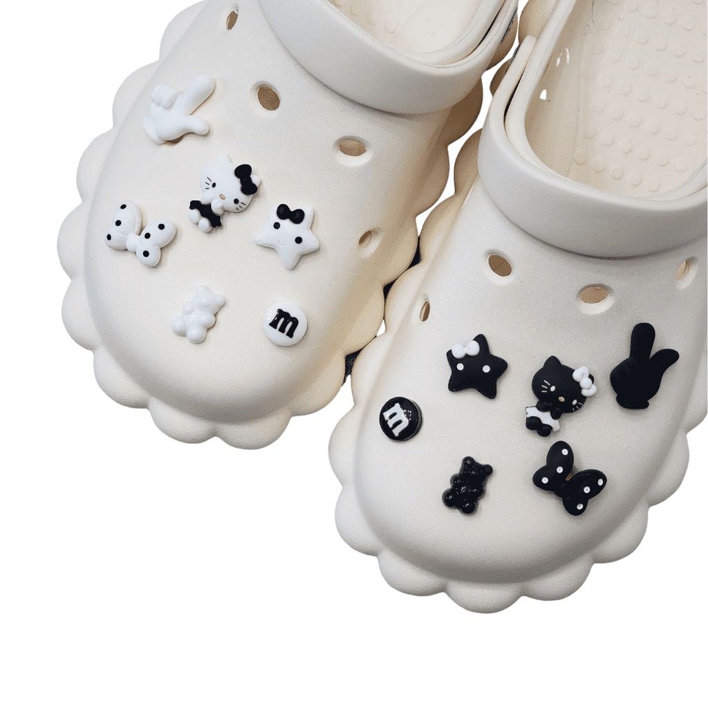 @shinydiy 12pcs Kancing Sepatu Desain Kartun Hello Kitty Winnie the Pooh-crocs / jibbitz / Button crocs / Charm DIY | asesoris wanita｜crocs jibbitz