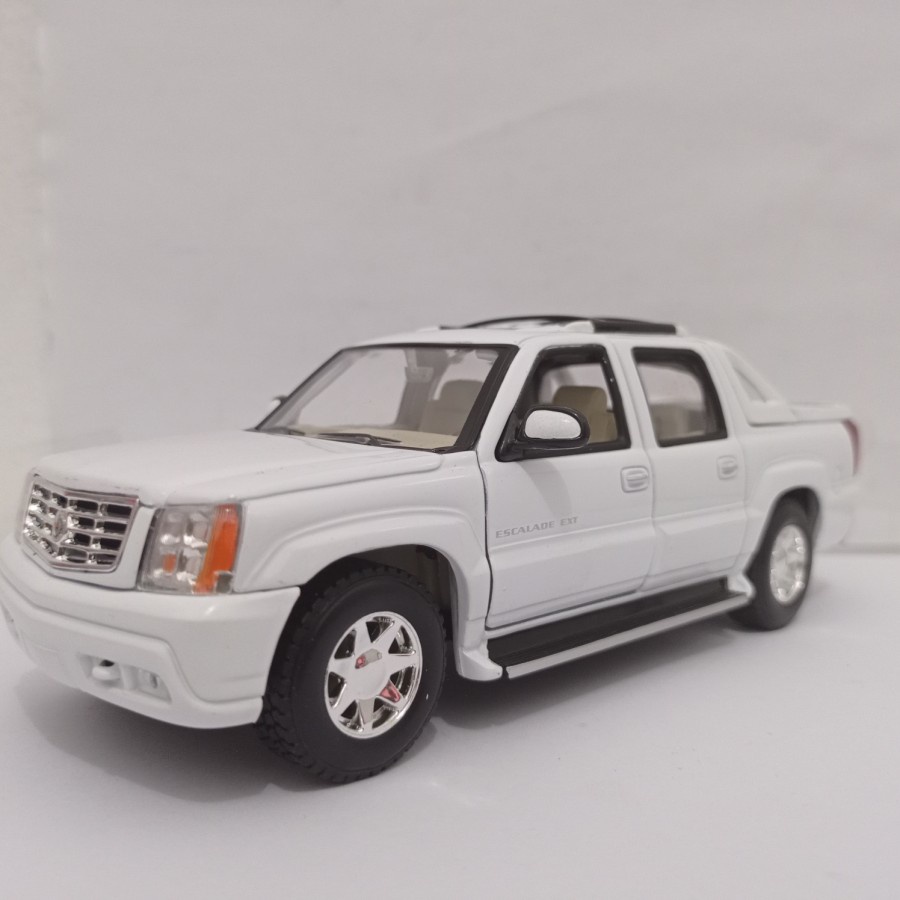 DIECAST MOBIL CADLLAC ESCALADE EXT WELLY SKALA 1:24 HARGA MURAH