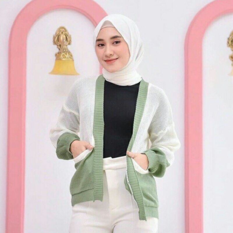 Manda Outer Cardy 2 Tone