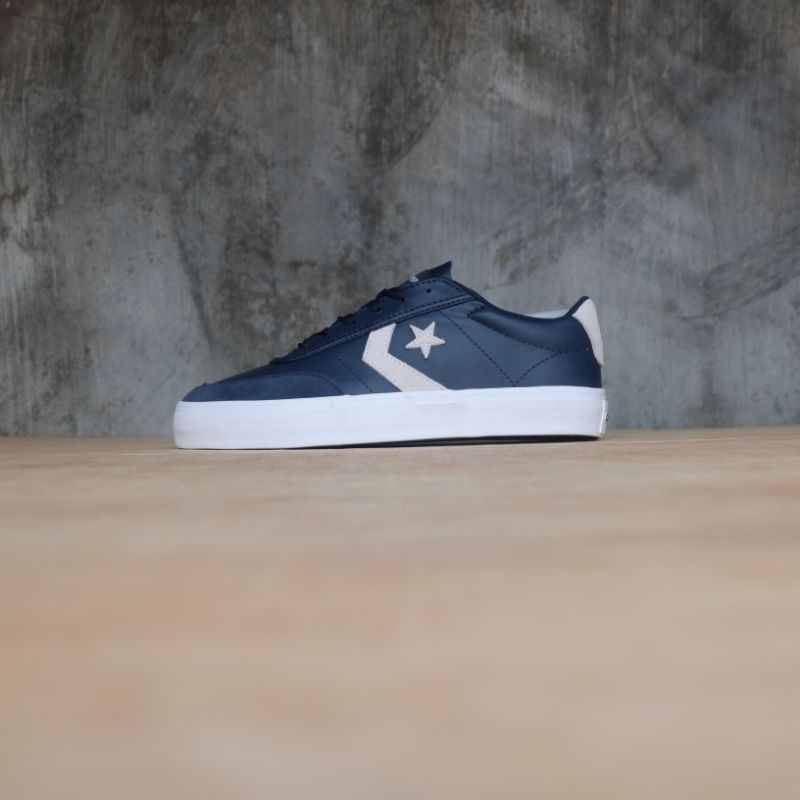 Converse Courtlandt Leather Ox Obsidian/White