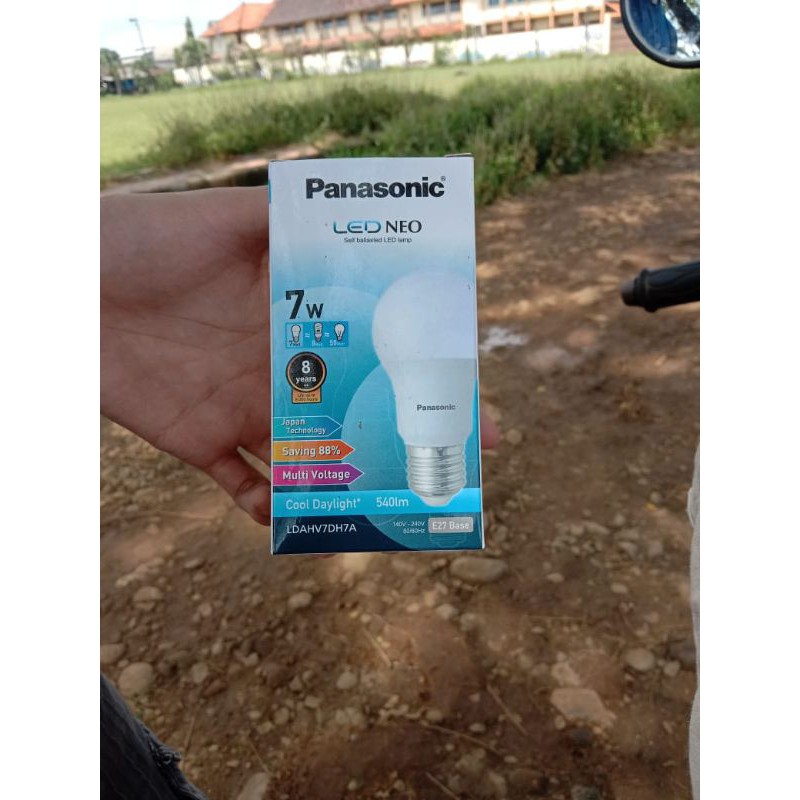 lampu panasonic