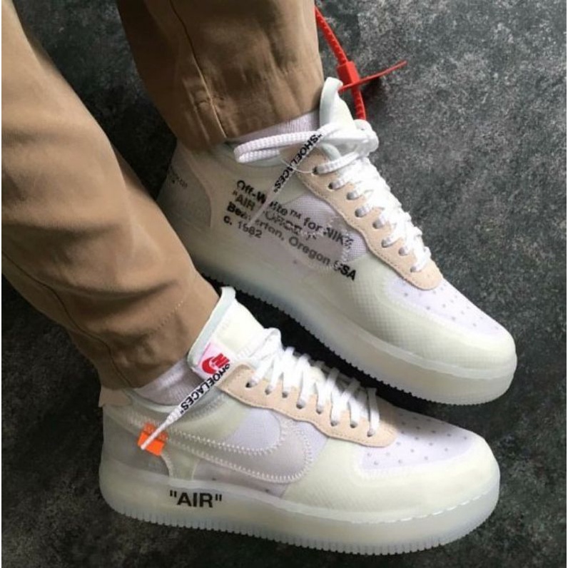 SEPATU NIKE AIR FORCE ONE LOW OFF WHITE
