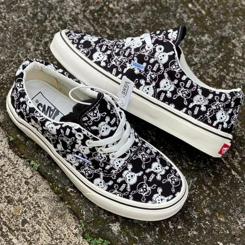 SEPATU VANS ERA 95 DX ANAHEIM FACTORY OG SKULL BLACK WHITE