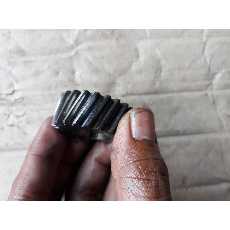 gigi gear penghantar krukas kruk as bandul cbr old cbr150 cb150r old original