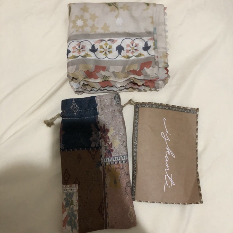 Iskanti Maina Scarf Sahna