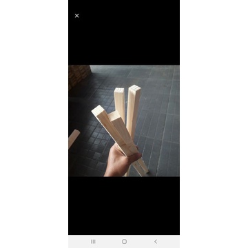 Kayu pinus Kayu Kaso 2x2 cm panjang 1 meter