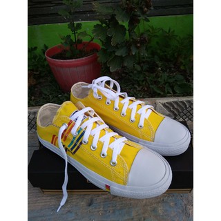  Sepatu  Converse  Pria Wanita pelangi  kuning Shopee Indonesia