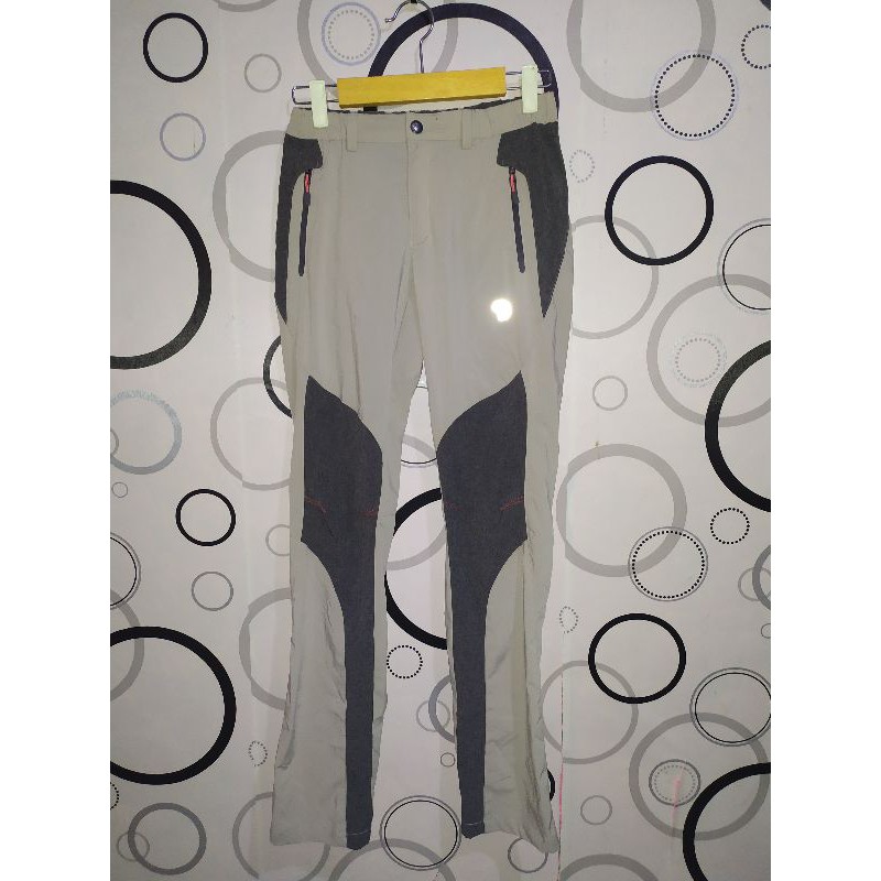 Celana Mountain hardwear gunung olahraga Quickdry wanita size S (26-27) second