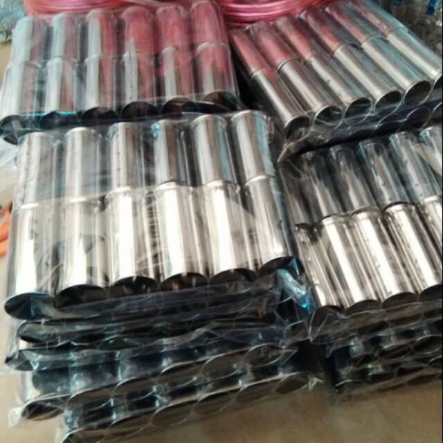 

Pembolong tengah kue donat isi 1 lusin 12 pcs