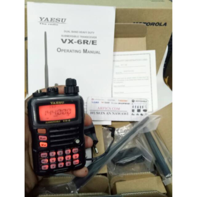 HT YAESU VX 6R ORIGINAL  HT YAESU DUALBAND VX-6R  VX-6RE DUALBAND GARANSI RESMI