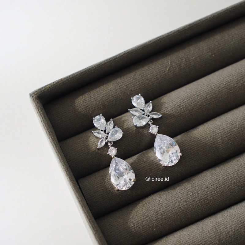 WINSTON | Wedding Collection - Zirconia Dangle Stud Earrings - Anting Bridal Tusuk Wanita Korea