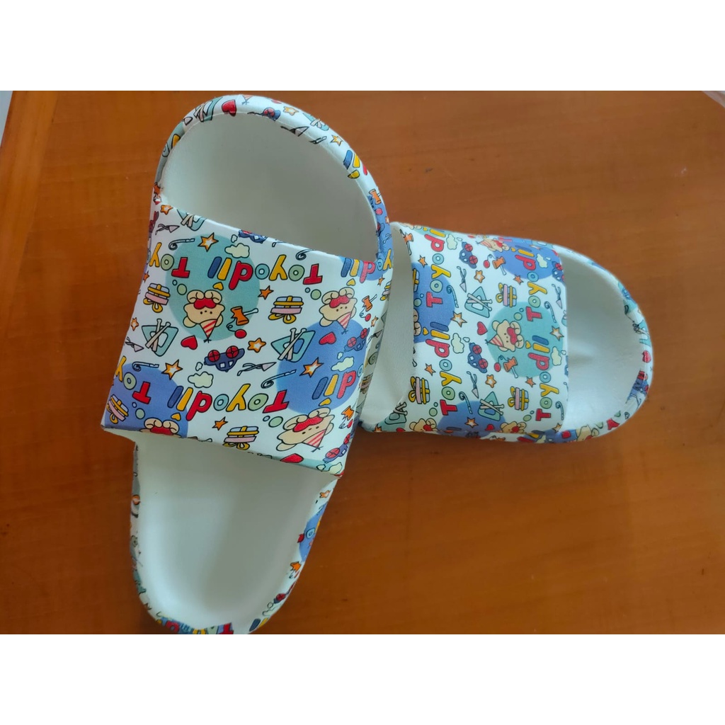 Sendal Motif LUCU sendal jelly slippers