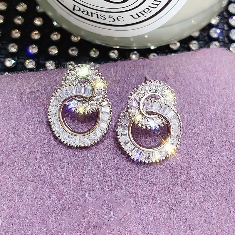 Anting Bulat Ganda Warna Silver Aksen Berlian Untuk Aksesoris Wanita