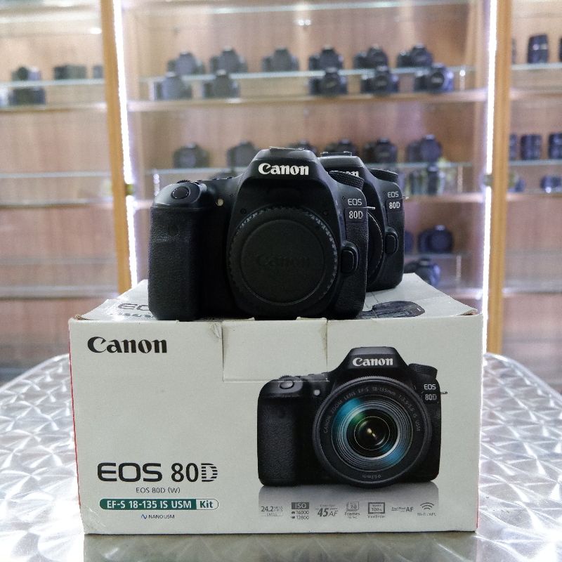 Dslr Canon 80D fullset termurah