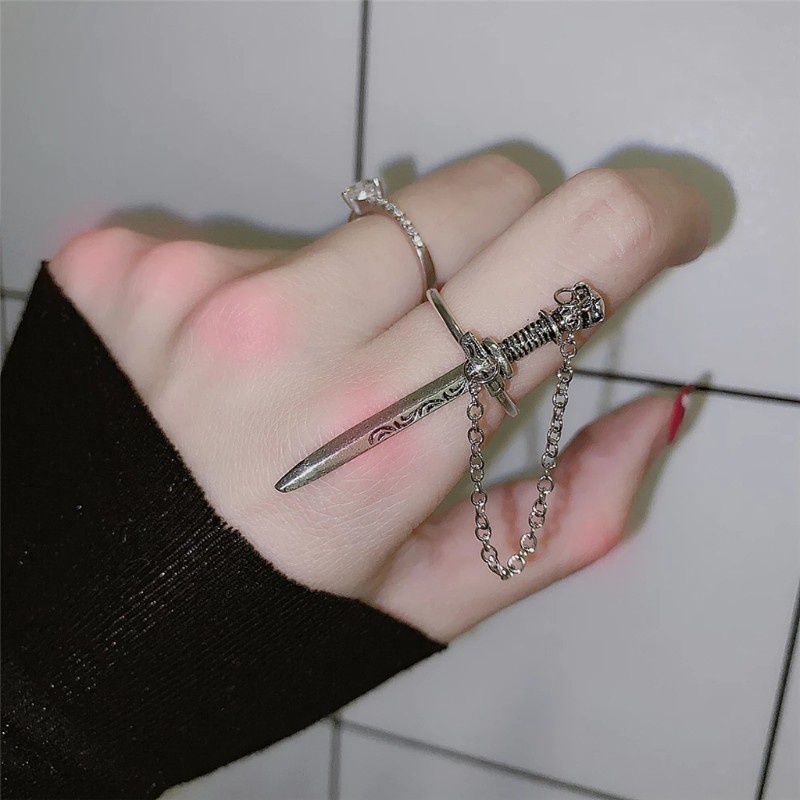 Glitter Gothic Punk Skull Sword Movable Plug-in Finger Ring Medieval Knight Dagger Chain Ring Band Vintage Statement Jewelry