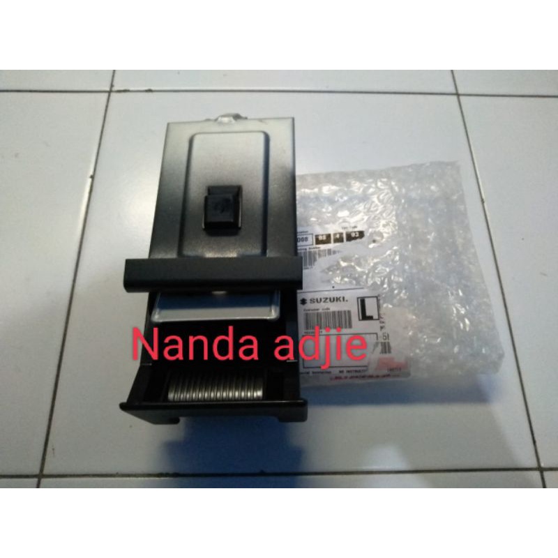 Asbak/ashtray mobil Vitara original