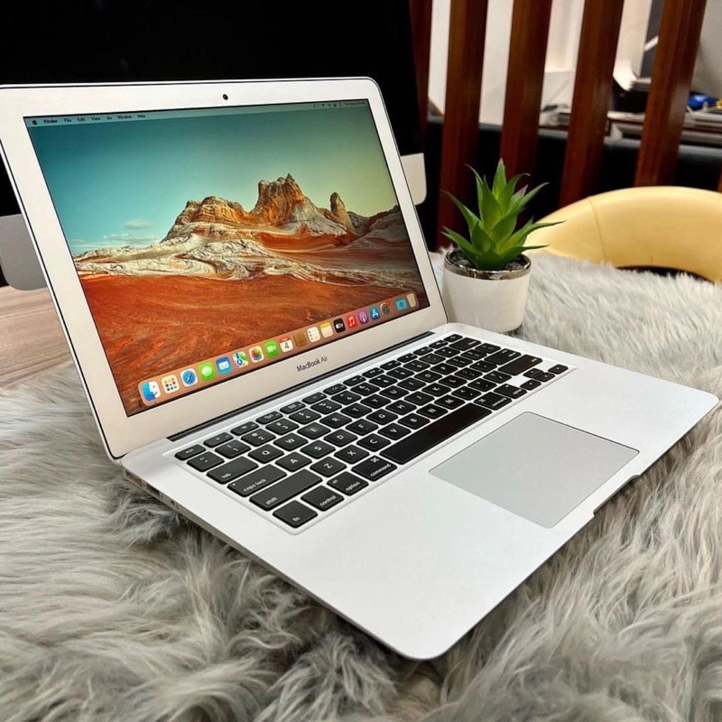 Macbook Air 11 inch 2014 // 2015 PROMO SALE TERMURAH bisa instant kurir