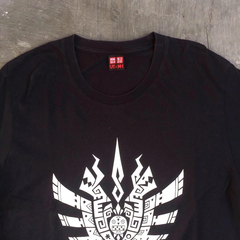 UNIQLO MONSTER HUNTER