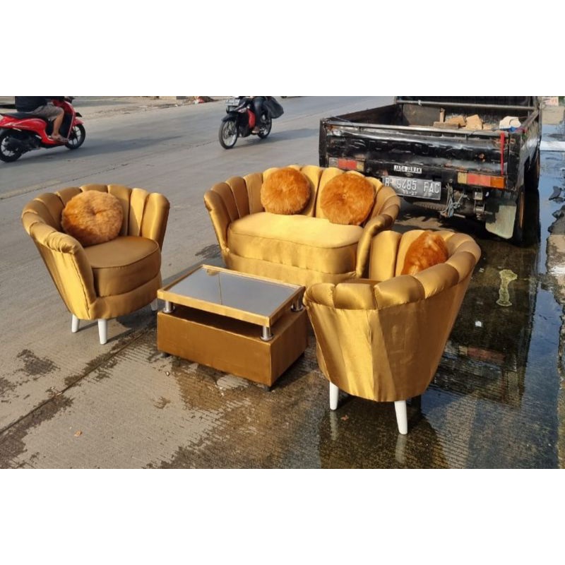 Sofa Retro Model Kerang dudukan 211 atau 321 Kualitas bagus (Bekasi)