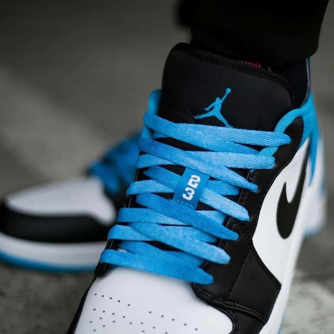 READY JORDAN 1 LOW SE BLUE LASER
