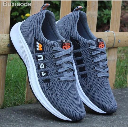 Sepatu Sneakers Sport Pria MNSA