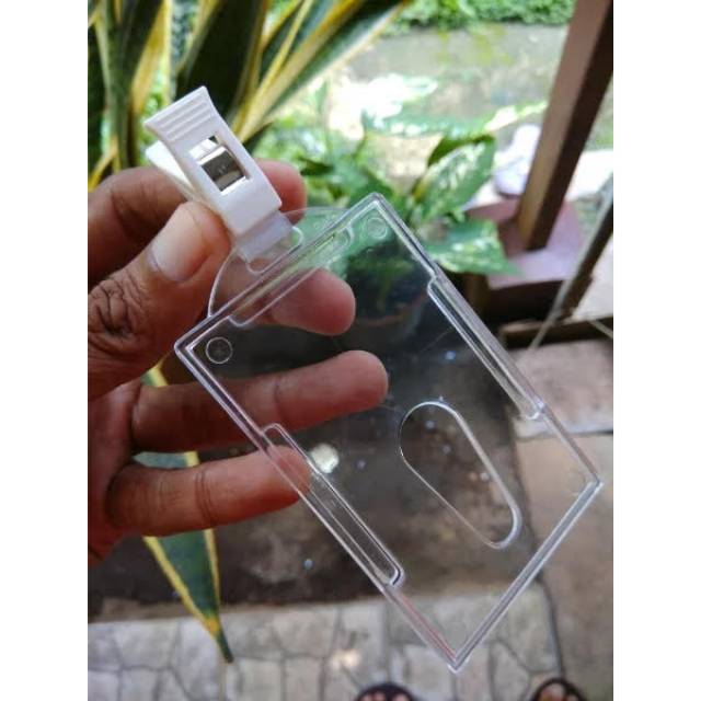 

Tempat Id card name tag acrylic akrilik bening plus penjepit jepit terlaris