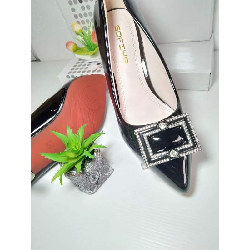 sepatu pantofel/sepatu wanita/sepatu heels