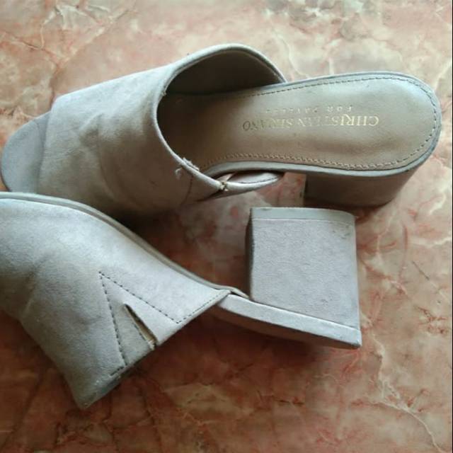 Sandal payless christian siriano preloved