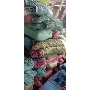 Tas Anyaman Plastik LURIK  POLOS TANGGUNG untuk Belanja Pasar Berkat Souvenir Hampers Parcel Kotak Nasi Tas Anyaman Plastik LURIK POLOS TANGGUNG Tas Keranjang Plastik jinjing POLOS Tas Anyaman Plastik POLOS LURIK TANGGUNG untuk Belanja Pasar Berkat TAS