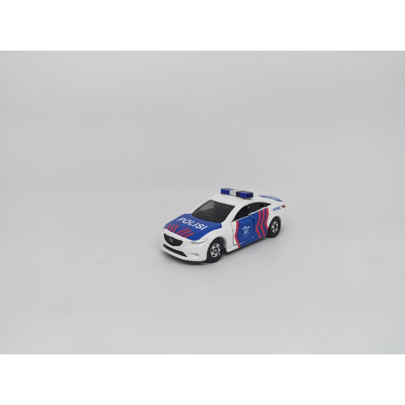 Tomica Custom Mazda 6 Polisi Indonesia Patwal skala 1:64