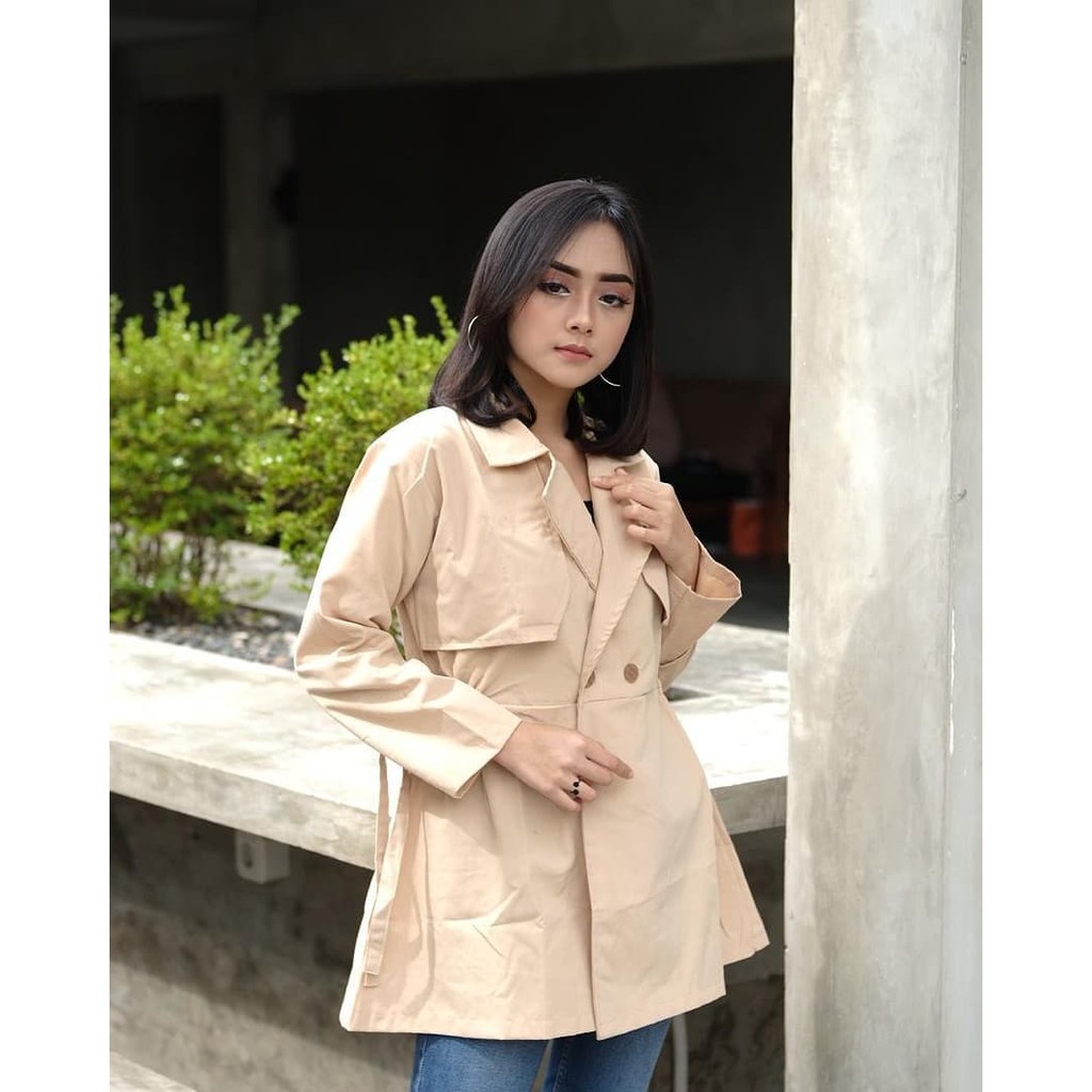 SF High Jacket Original Koleksi Terbaru Termurah Baju Wanita Lucu Kekinian Modis Modern Casual