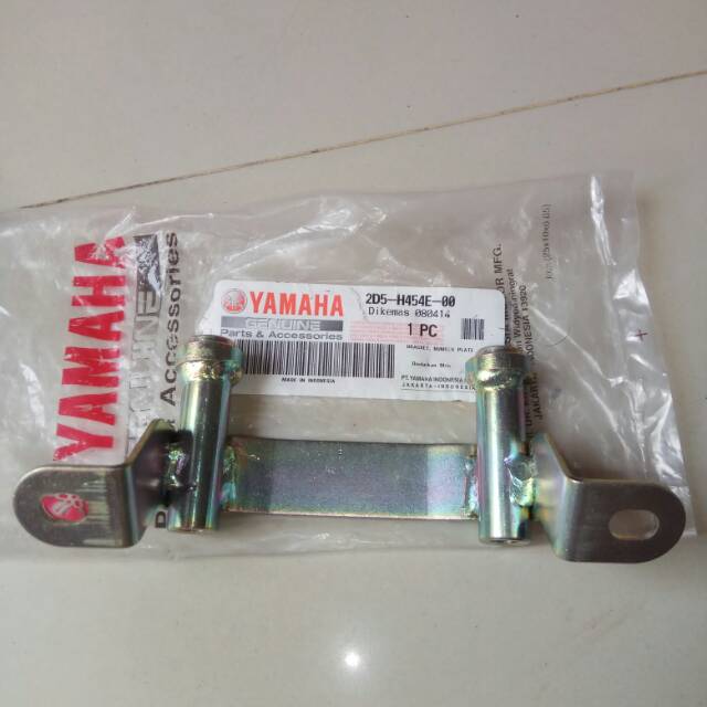 Dudukan Braket Breket Plat Nomor Depan Nouvo Z 2D5H454E00 Yamaha