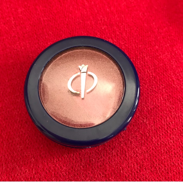 Inez eyeshadow powder preloved