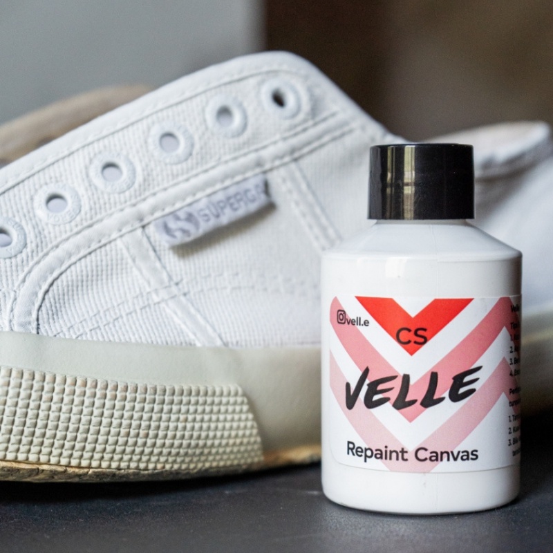 Cat Putih White ke sepatu kanvas - Velle CS