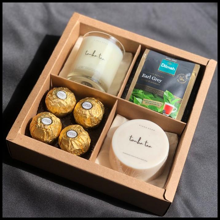 

Hampers Kado Birthday Graduation Scented Candle Soap Dilmah Ferrero